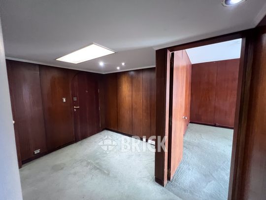 BELGRANO, AV. al 1300 Piso 9