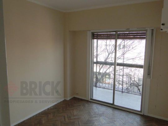 CHARLONE al 300 Piso 4