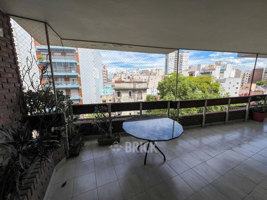 ALBERDI, JUAN B., AV. al 1000 Piso 6