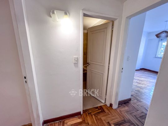 ZABALA al 2400 Piso 1