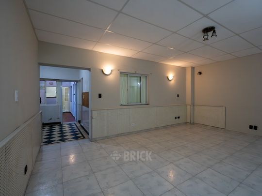 CUCHA CUCHA al 1700 Piso PB