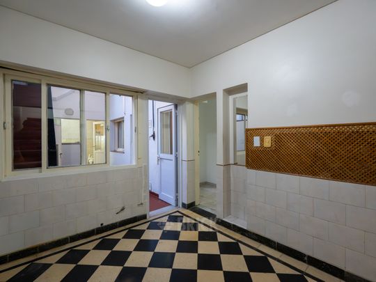 CUCHA CUCHA al 1700 Piso PB