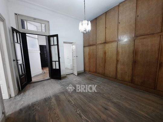 SALTA al 1500 Piso 1