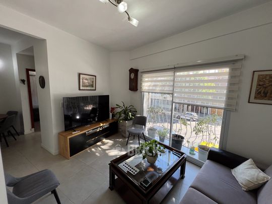 COMBATIENTES DE MALVINAS, AV. al 3700 Piso 1