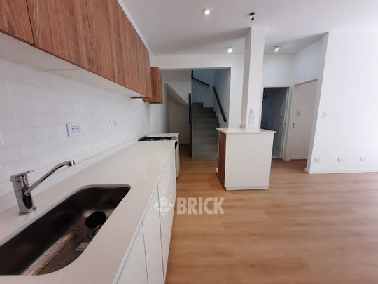 ESPINOSA al 1500 Piso PB