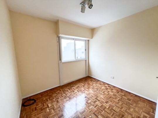 ACUÑA DE FIGUEROA al 1300 Piso 7