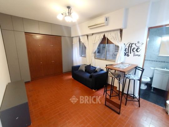 SUIPACHA al 600 Piso 2