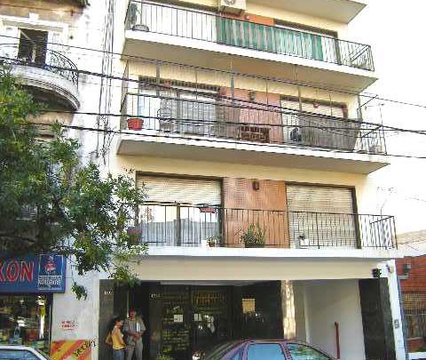 BILLINGHURST al 1200 Piso 9