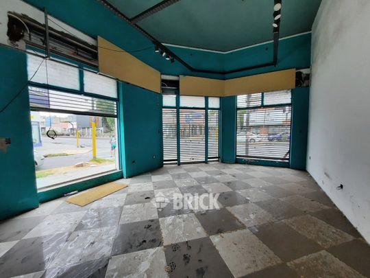 YRIGOYEN, HIPOLITO, AV. al 6600