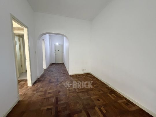RODRIGUEZ, MARTIN al 700 Piso 1