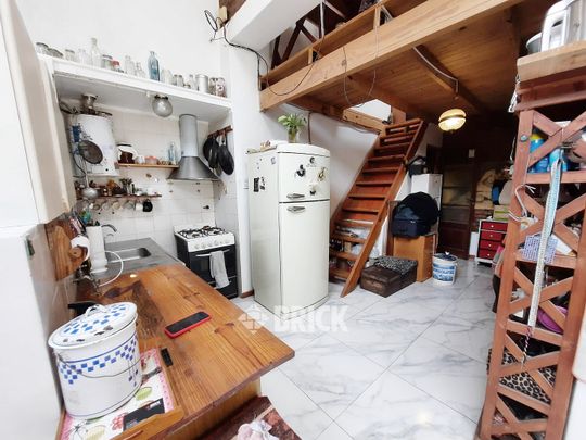 CALVO, CARLOS al 1600 Piso PB