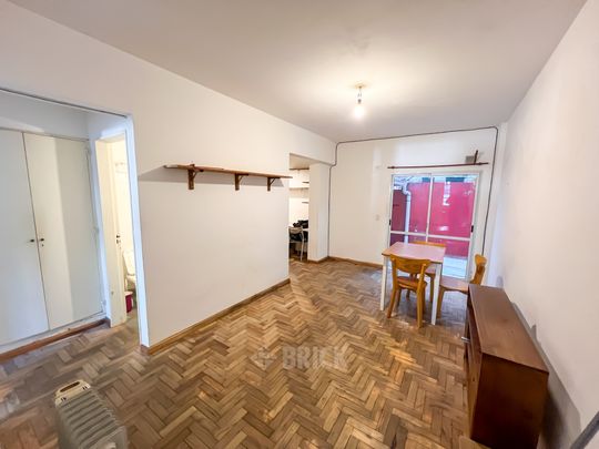 CONDE al 1400 Piso PB