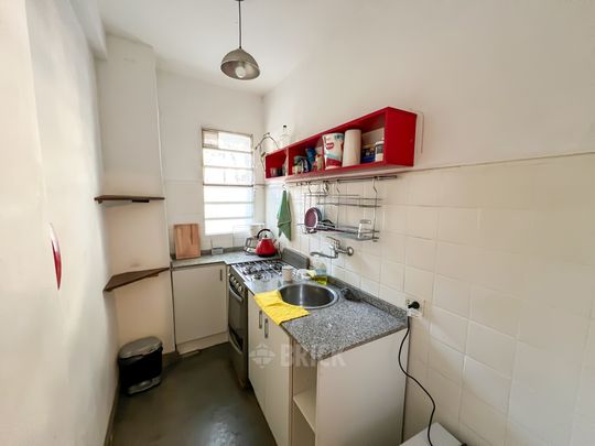 CONDE al 1400 Piso PB