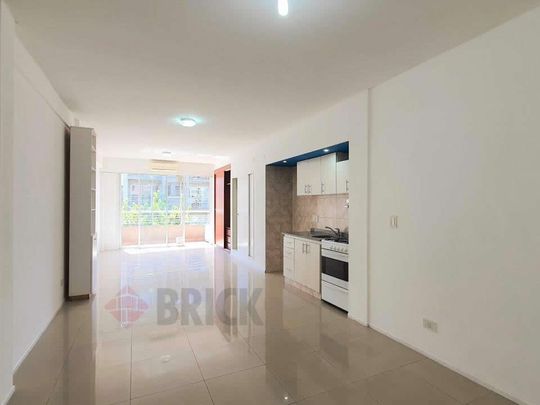 MORENO al 2200 Piso 5