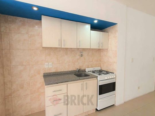 MORENO al 2200 Piso 5