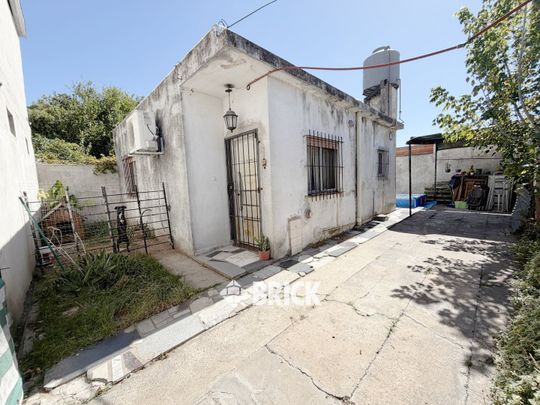 LOS ANDES al 1500 Piso PB