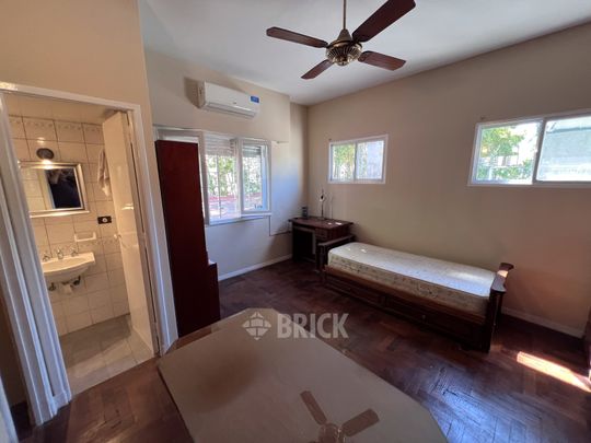 THAMES al 1800 Piso 3