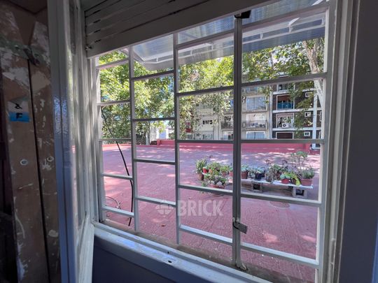 THAMES al 1800 Piso 3