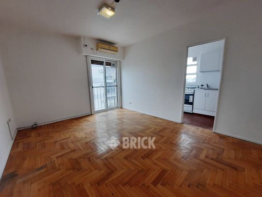 LARREA al 900 Piso 12