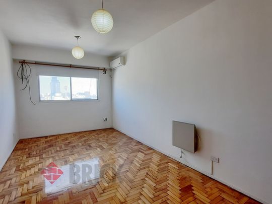 CORRIENTES, AV. al 2300 Piso 13