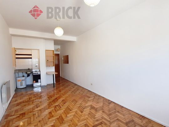 CORRIENTES, AV. al 2300 Piso 13