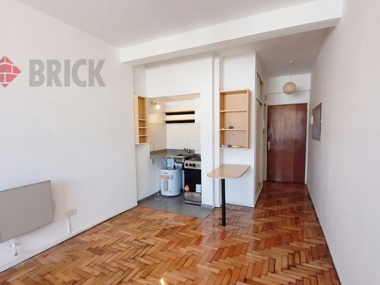 CORRIENTES, AV. al 2300 Piso 13