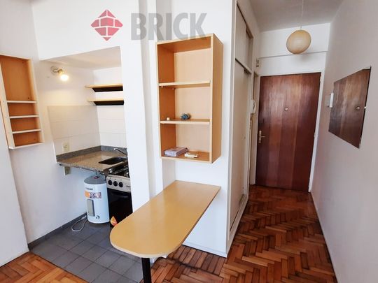 CORRIENTES, AV. al 2300 Piso 13