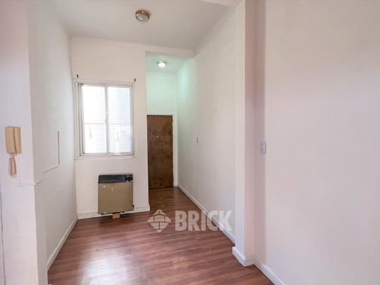 AZCUENAGA al 200 Piso 1