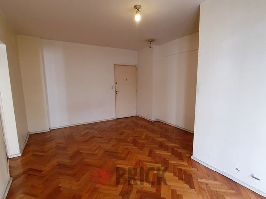 SUIPACHA al 700 Piso 6