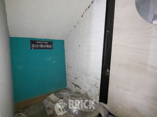 YRIGOYEN, HIPOLITO, AV. al 6600