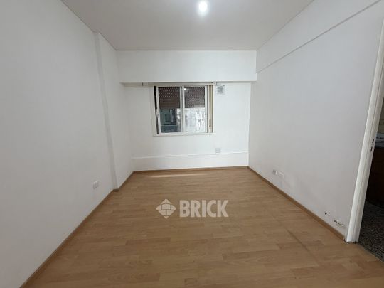 RIVADAVIA, AV. al 3400 Piso 5