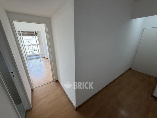 RIVADAVIA, AV. al 3400 Piso 5