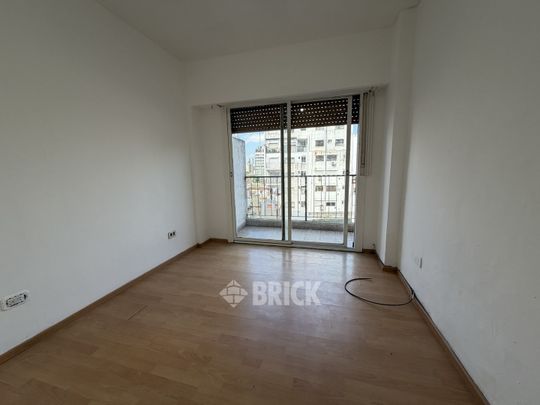 RIVADAVIA, AV. al 3400 Piso 5