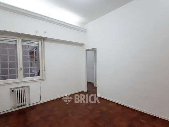 ARENALES al 1100 Piso 1