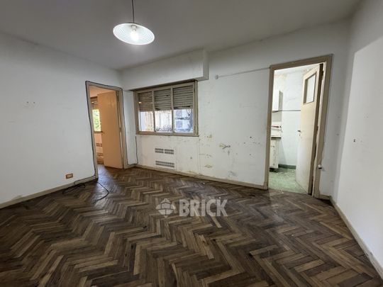 SARMIENTO al 1300 Piso 3