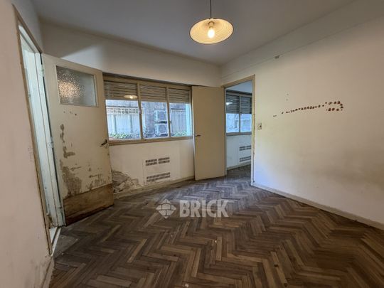 SARMIENTO al 1300 Piso 3