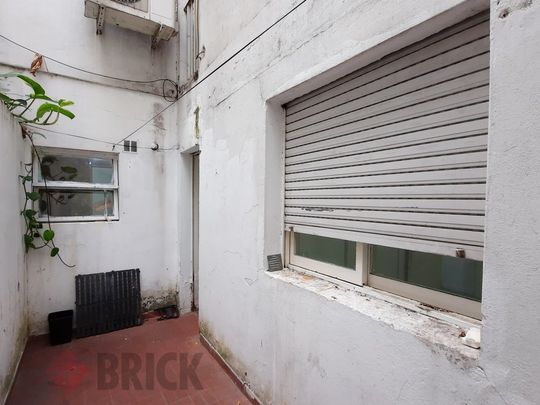VIAMONTE al 2200 Piso PB