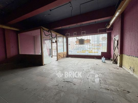 YRIGOYEN, HIPOLITO, AV. al 8200