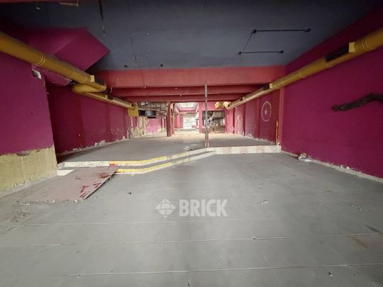 YRIGOYEN, HIPOLITO, AV. al 8200