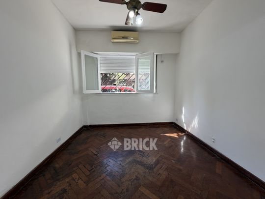 SOLIS al 800 Piso PB