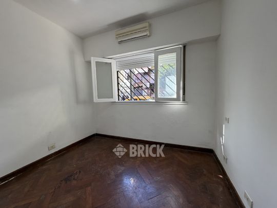 SOLIS al 800 Piso PB