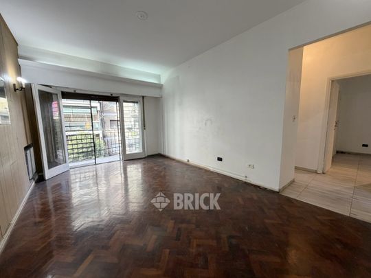 PASTEUR al 700 Piso 2