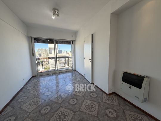 INDEPENDENCIA, AV. al 1800 Piso 12