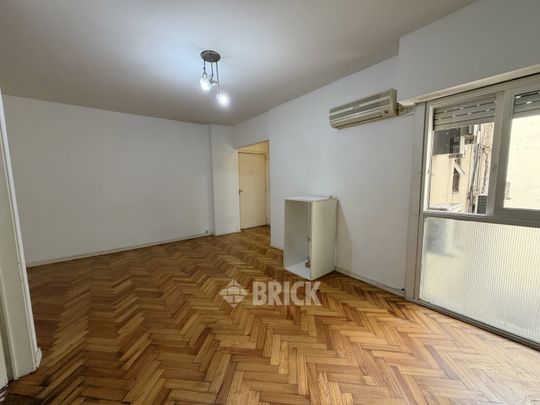 SUIPACHA al 700 Piso 4