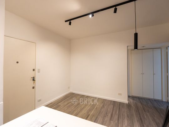 ALVEAR, MARCELO T. DE al 2100 Piso 8