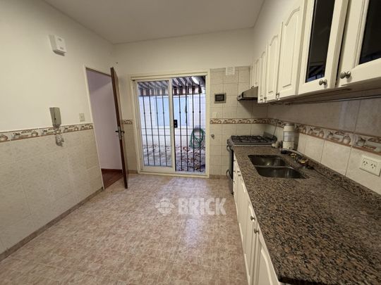 ACASSUSO al 5500 Piso PB