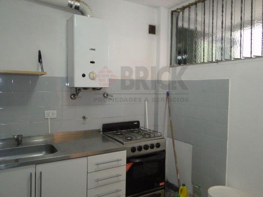 PACHECO DE MELO al 2900 Piso 1