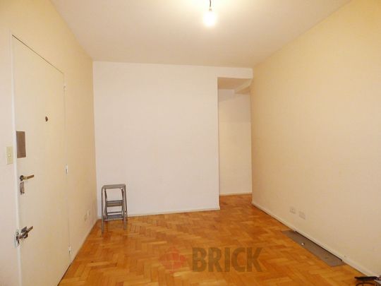 RIVADAVIA, AV. al 6100 Piso 2