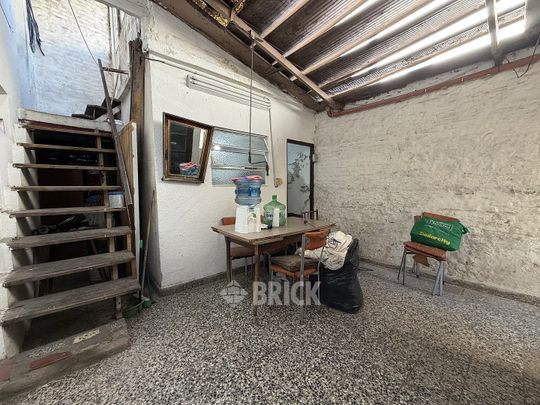 MUÑECAS al 800 Piso PB