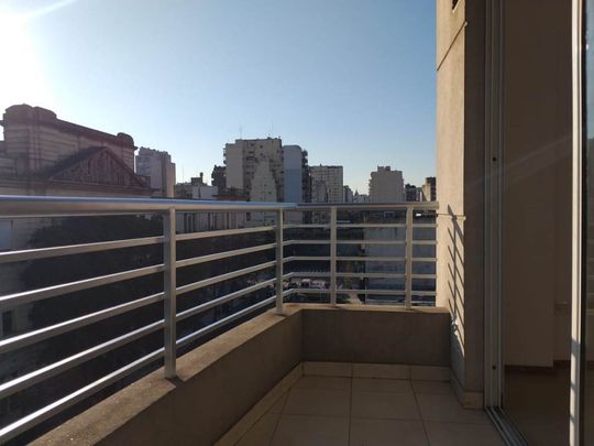 ENTRE RIOS, AV. al 1300 Piso 6